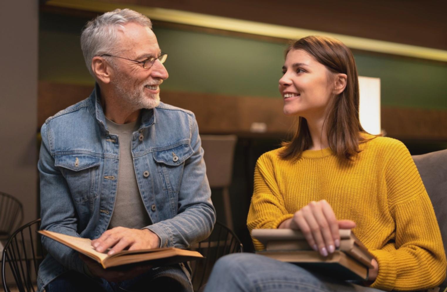Professionnel analysant des données financières sur écran